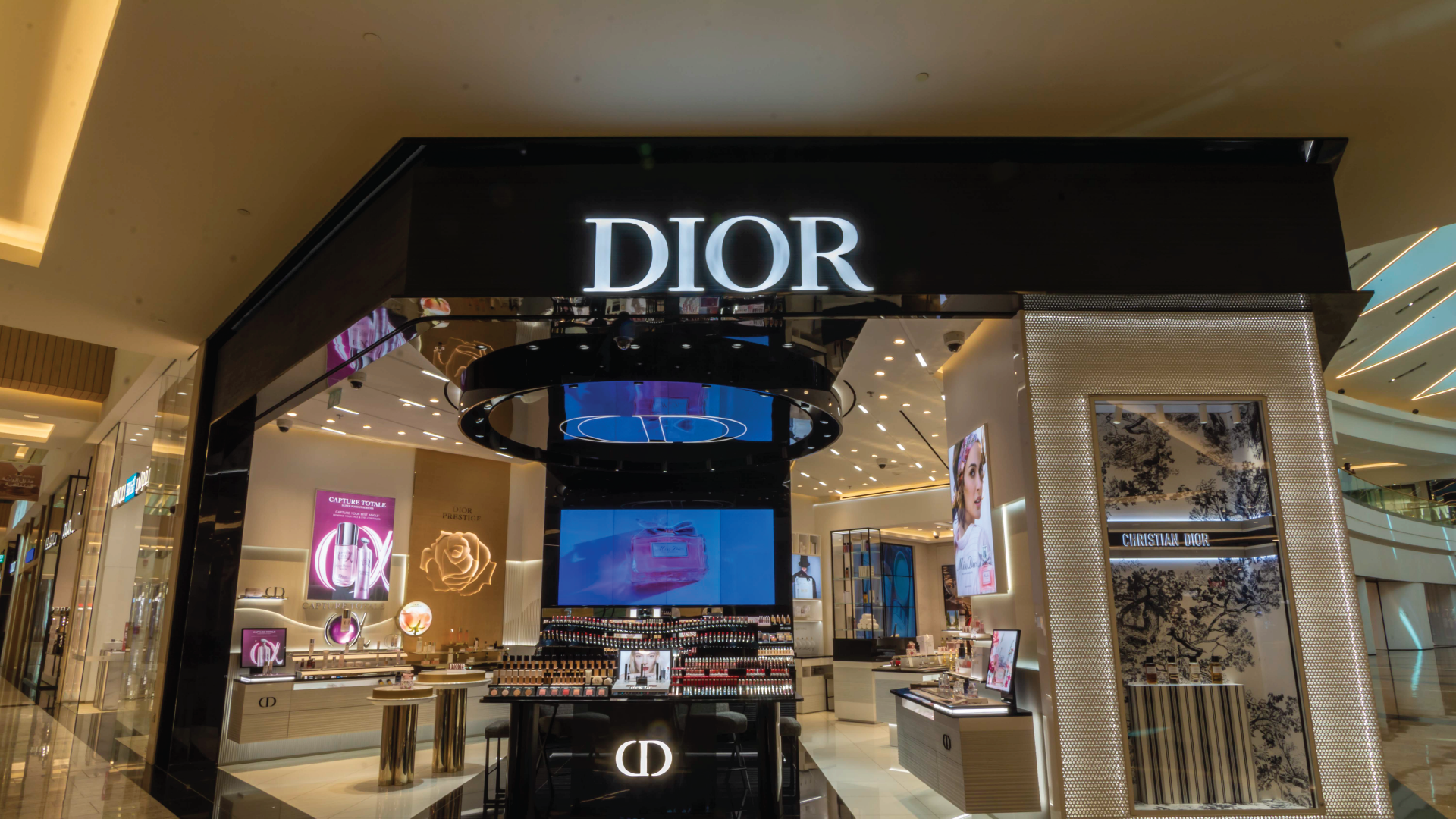 DIOR AT MALL OF OMAN – MUSCAT, OMAN